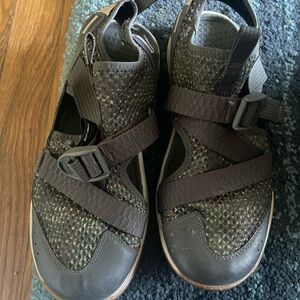 Chaco Black Sandals Comfortable Outdoor Footwear